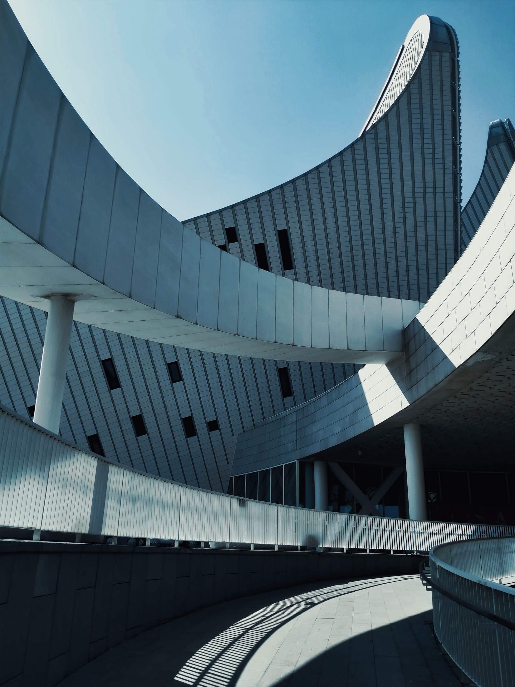Modern flexible workspace building